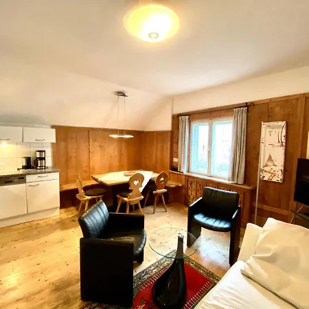 Greier Apartment *